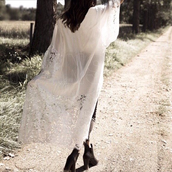 White Bohemian Duster Kimono - Picture 5 of 8